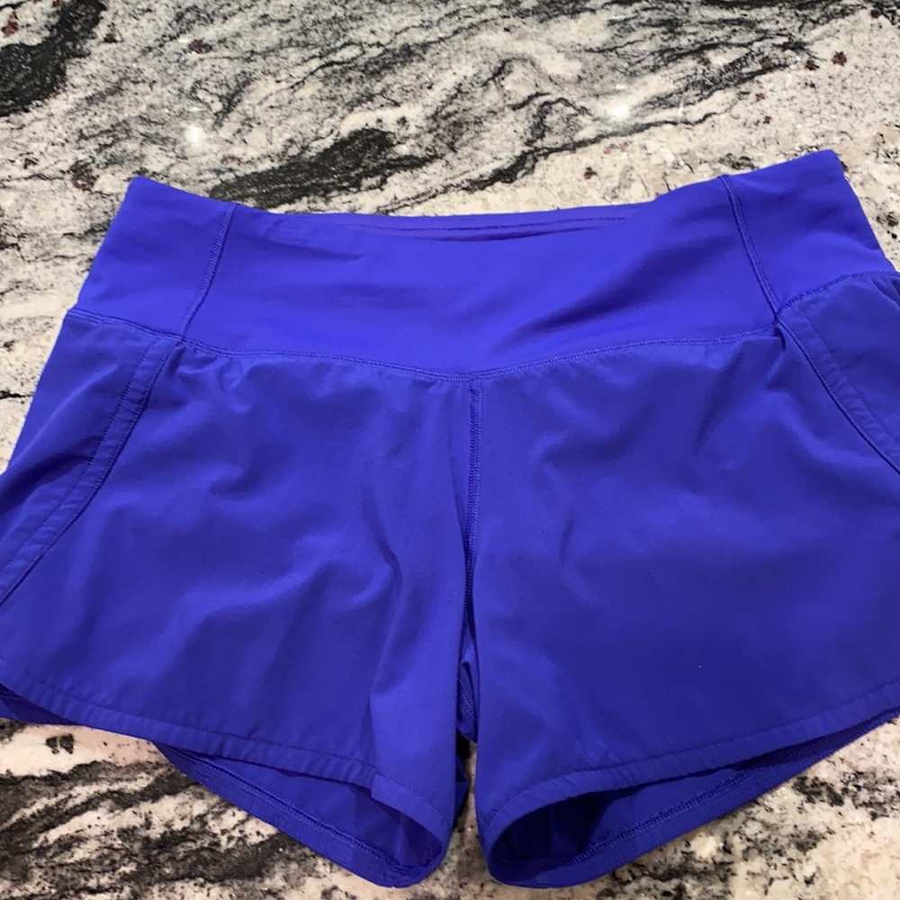Lulu speed up short. 2in inseam
